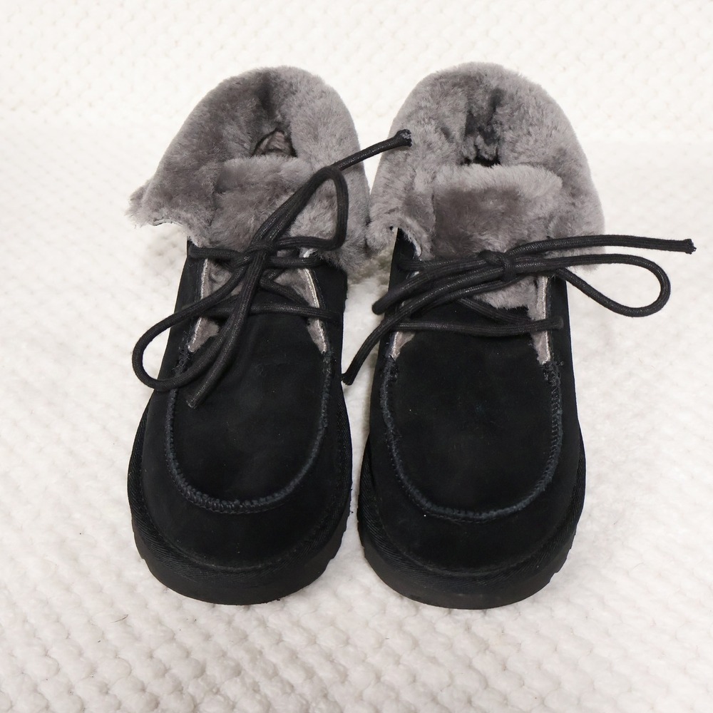 UGG Womens 8 Neumel Boot Black Suede Grey Sheepskin Fur Collar 1113090